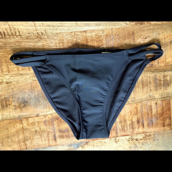 NWT ABERCROMBIE Black Strappy Swim Bottoms - Picture 2 of 5